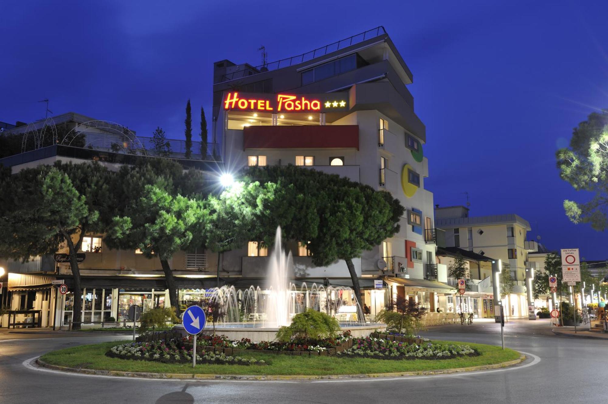 Hotel Pasha Lignano Sabbiadoro Zewnętrze zdjęcie