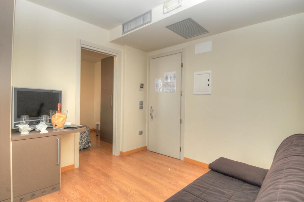 Hotel Pasha Lignano Sabbiadoro Zewnętrze zdjęcie