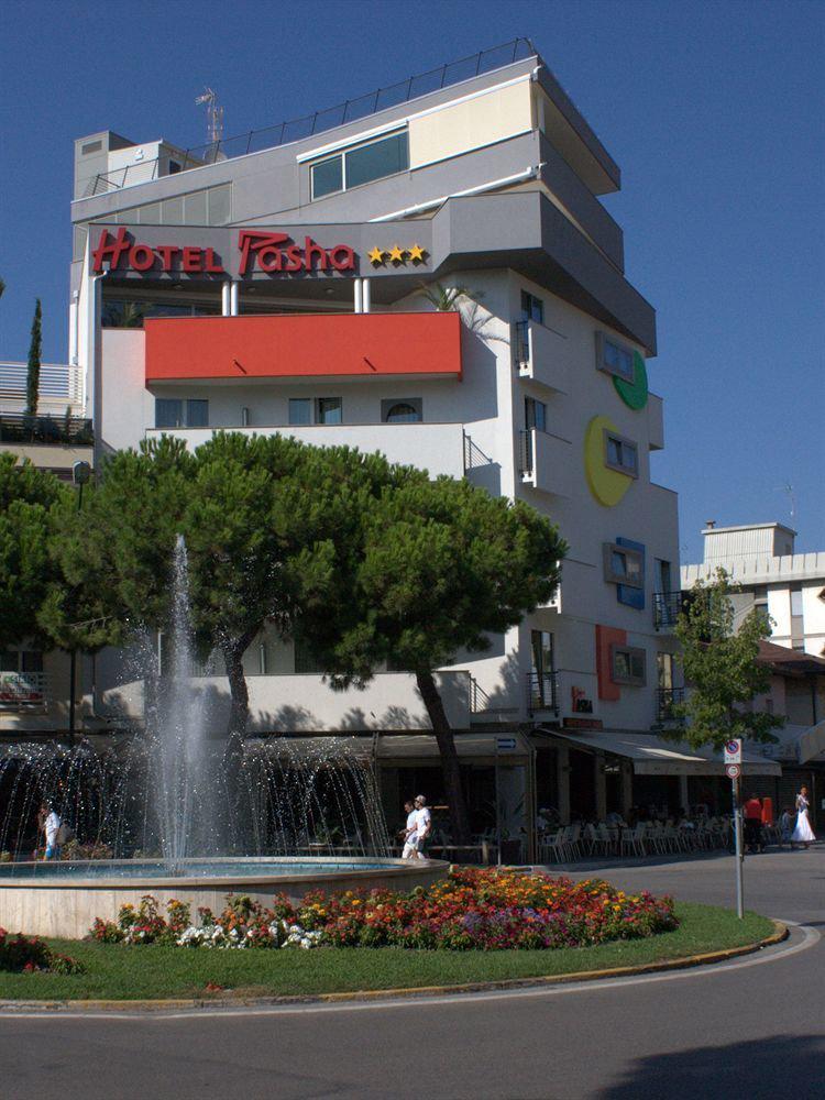 Hotel Pasha Lignano Sabbiadoro Zewnętrze zdjęcie