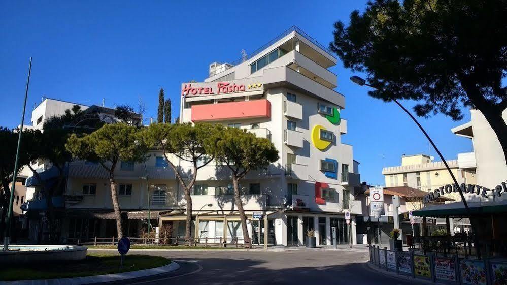 Hotel Pasha Lignano Sabbiadoro Zewnętrze zdjęcie