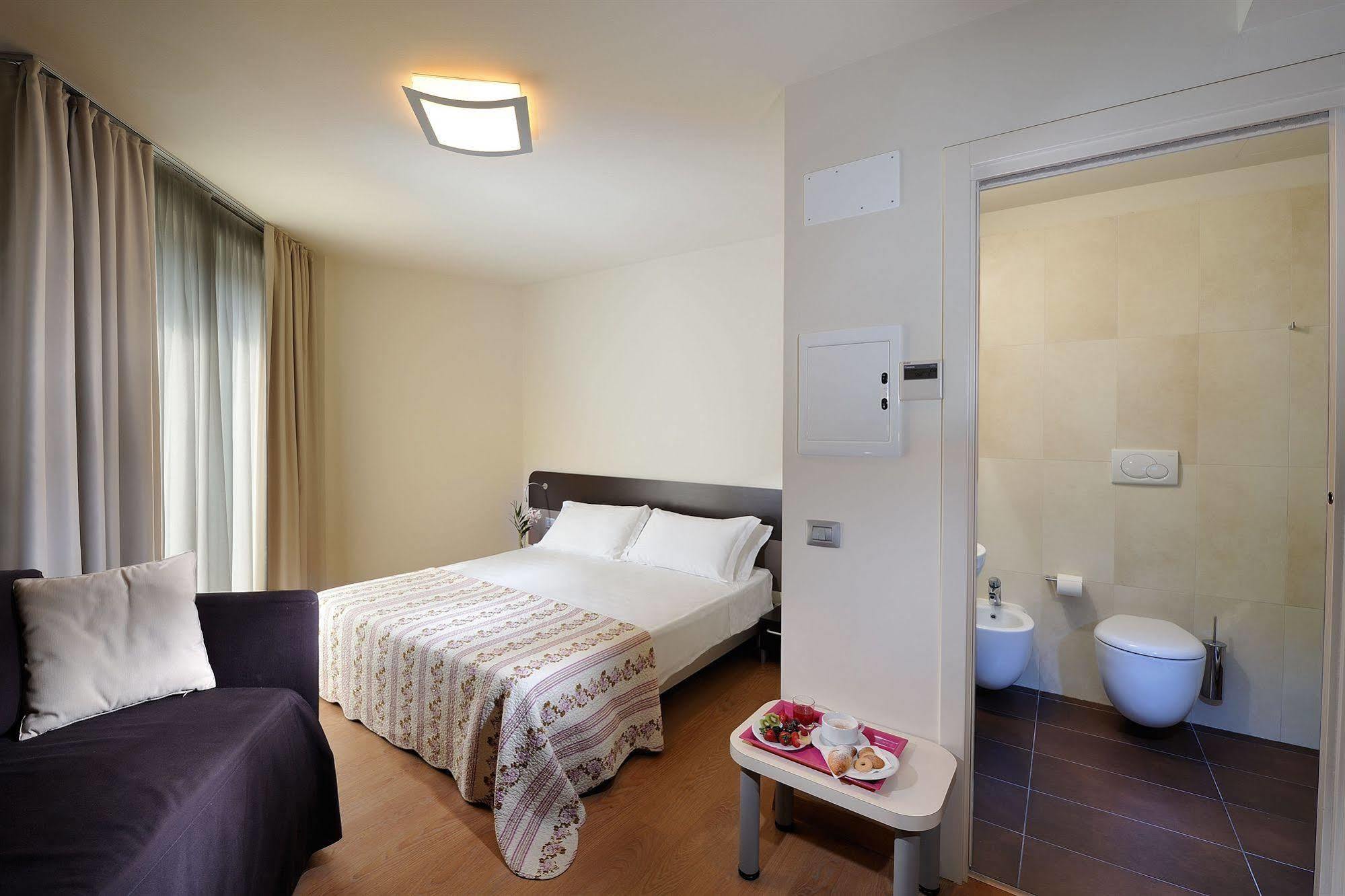 Hotel Pasha Lignano Sabbiadoro Zewnętrze zdjęcie