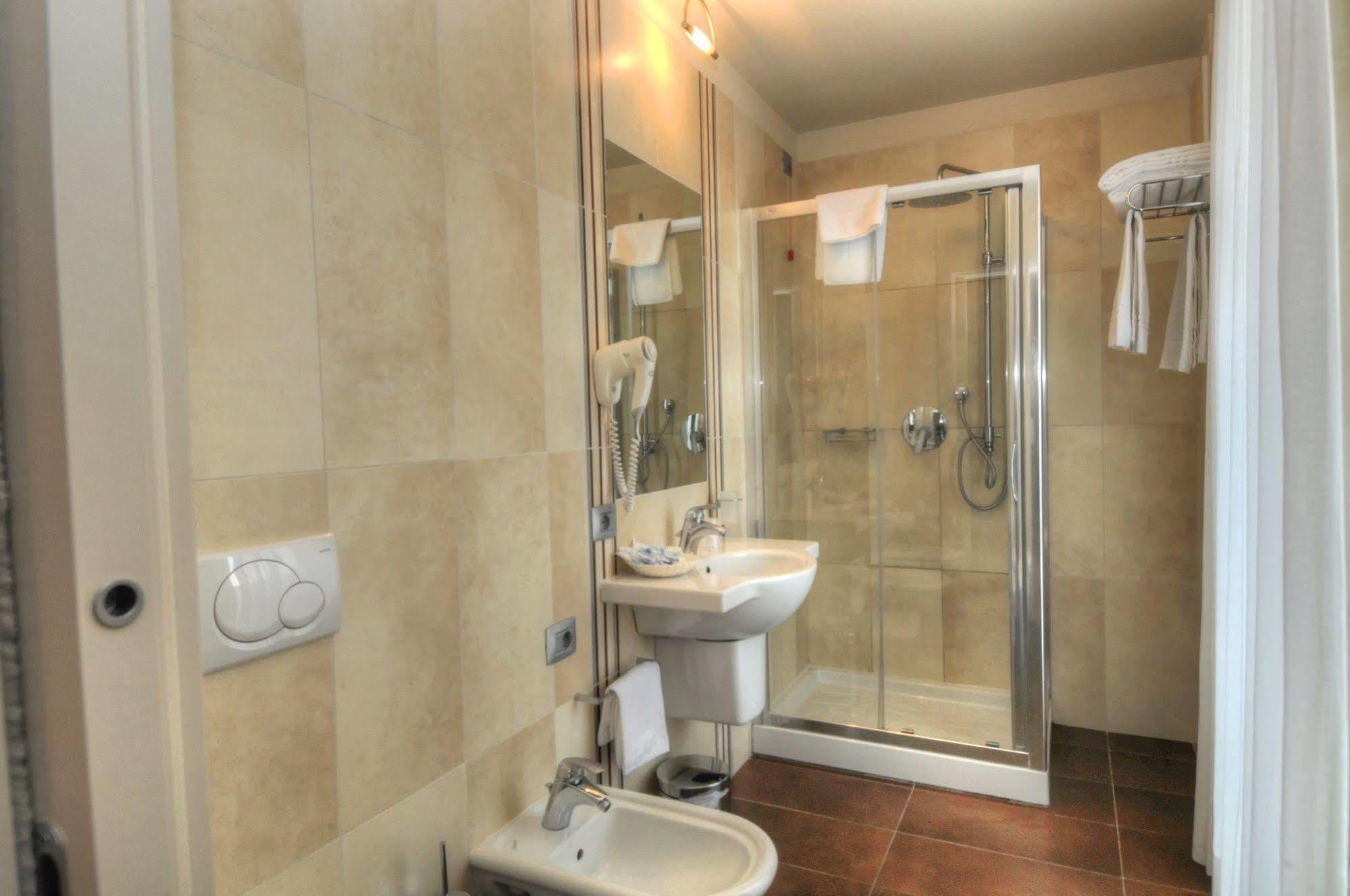 Hotel Pasha Lignano Sabbiadoro Zewnętrze zdjęcie