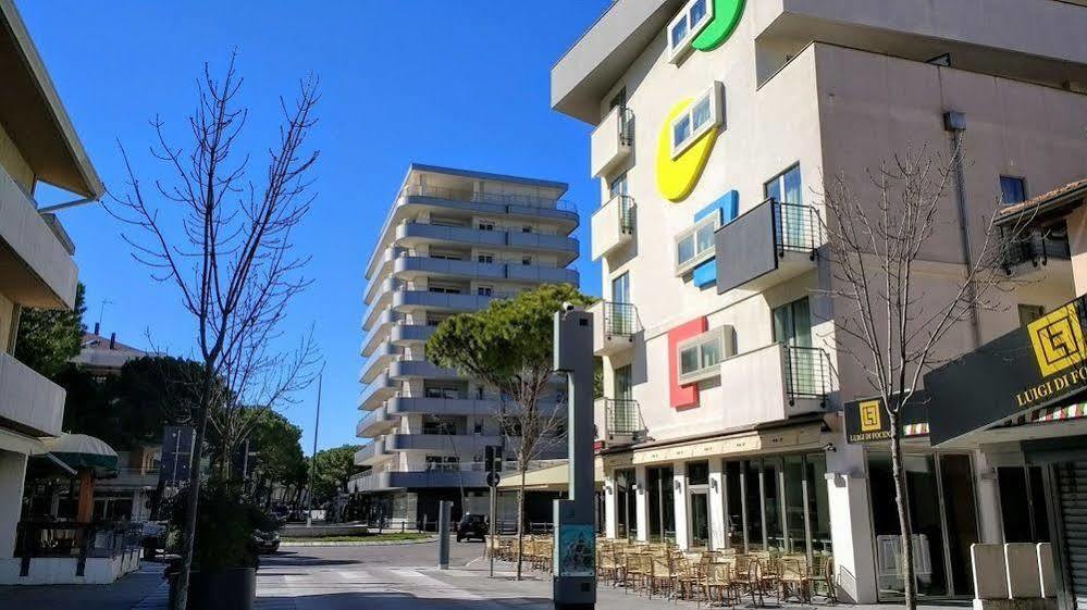 Hotel Pasha Lignano Sabbiadoro Zewnętrze zdjęcie